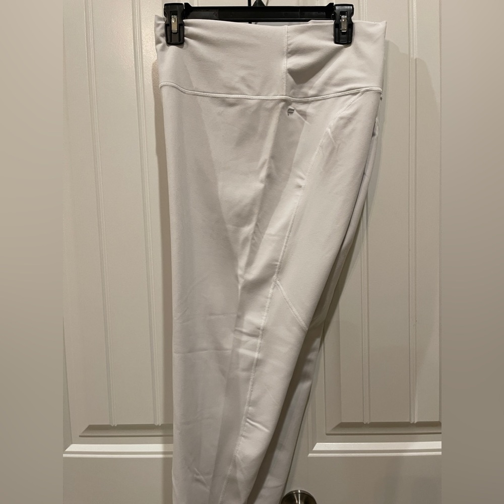 🔥🔥🔥 Fabletics Define 7/8 Legging-NWT